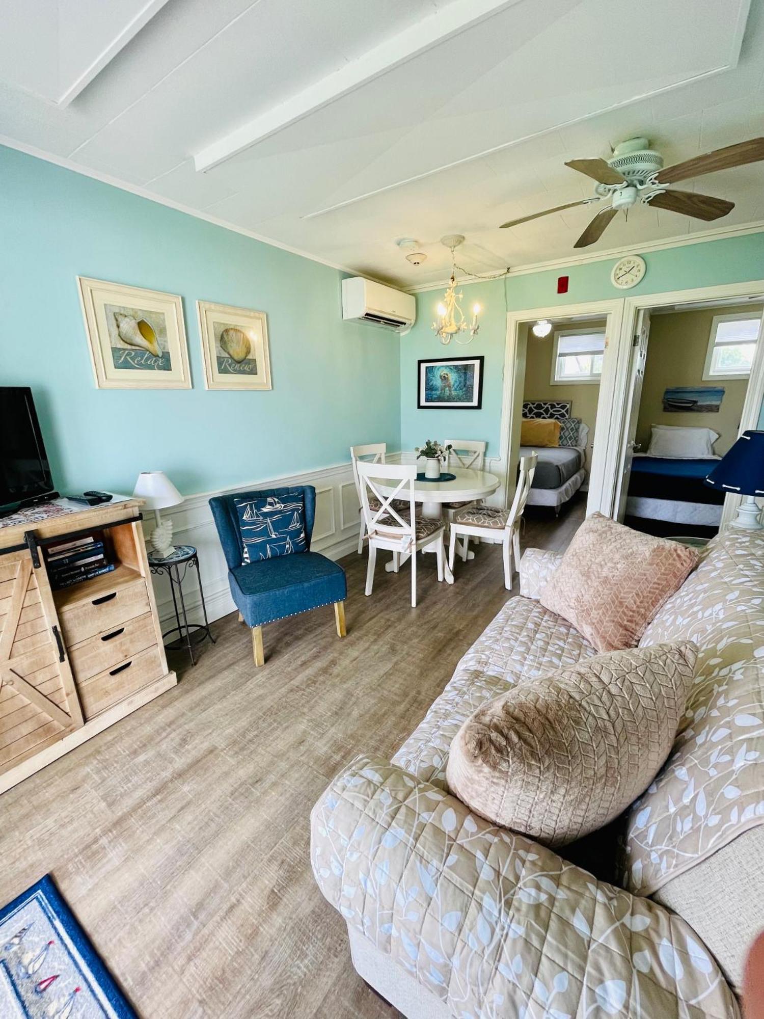 ميناء دينيس The Garlands Motel الغرفة الصورة
